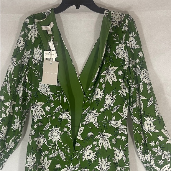 Chic Green Floral Long Sleeve Dress - Picture 9 of 10